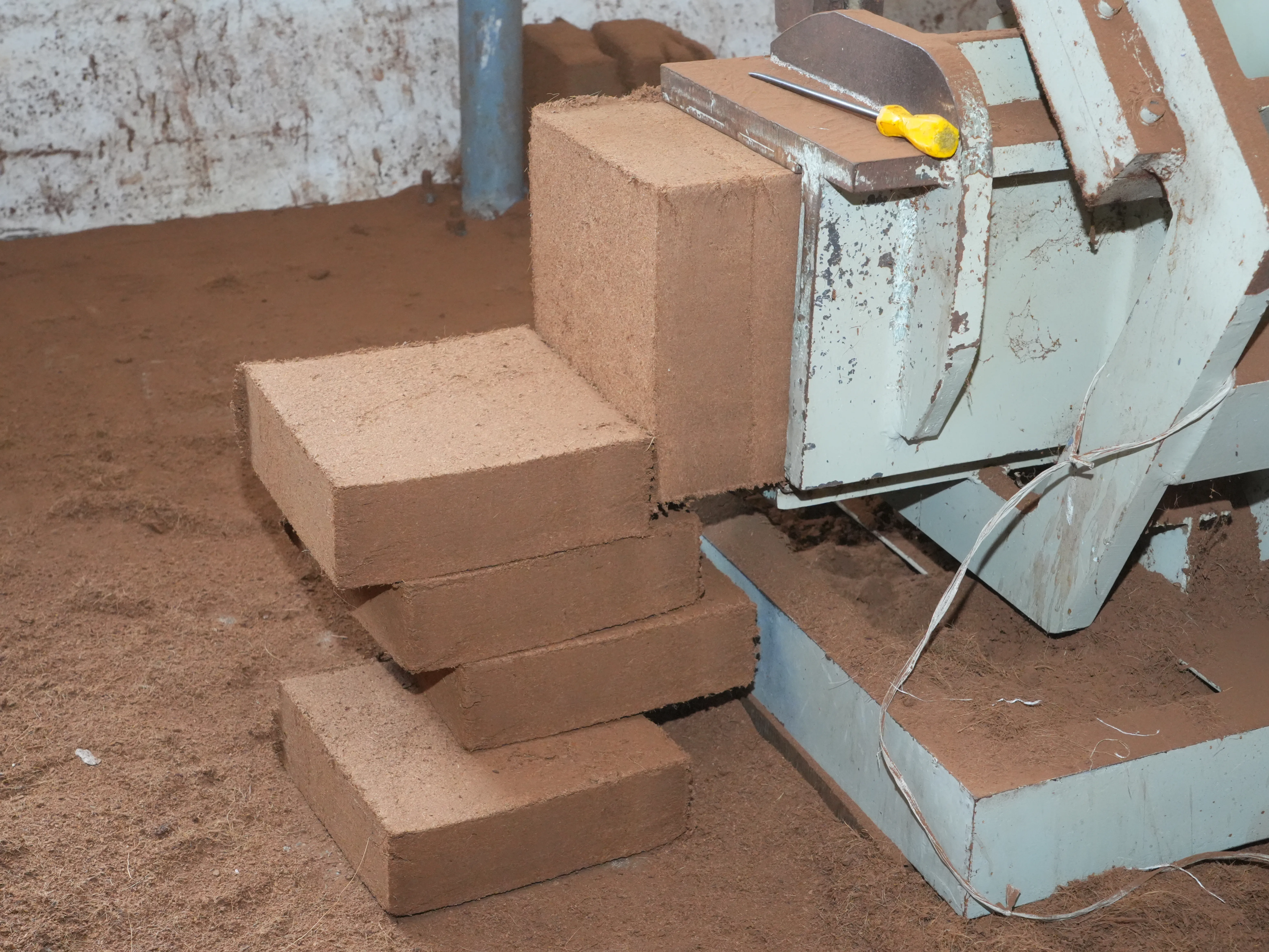 Coir Pith Blocks Manufacturing Unit